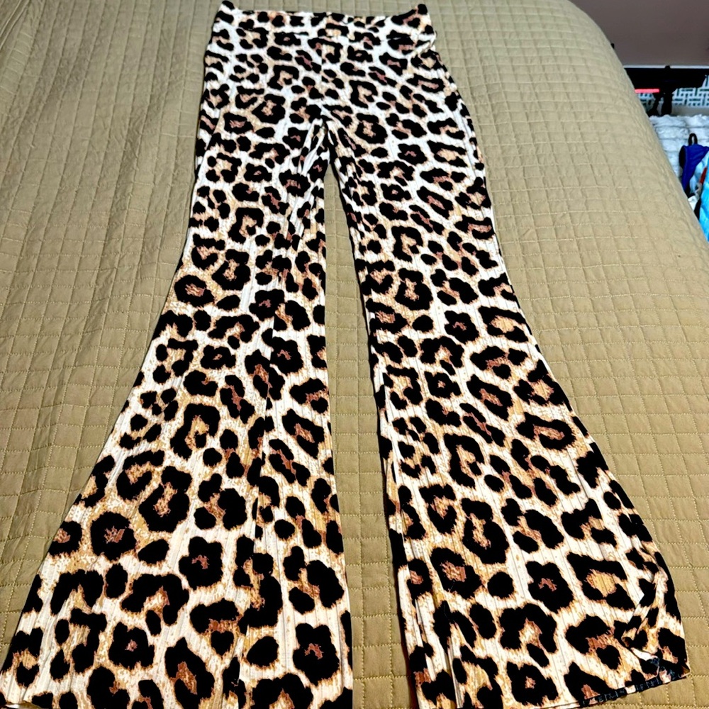 H &M NWT Flare Pants size small